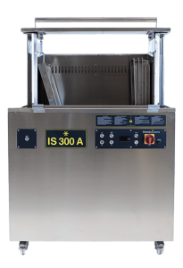 Máquina desengrasante Iniciasystems® para lavar utensilios de cocina por inmersión